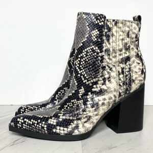 Marc Fisher Oshay Snakeskin Print Leather Pointy Toe Heeled Bootie 7 1/2 M